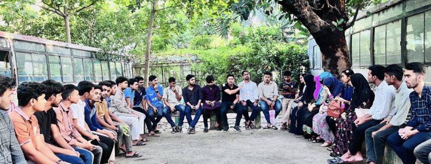 মাসিক সভা, নবীনদের শুভেচ্ছা ও কুইজ প্রতিযোগিতা অনুষ্ঠিত